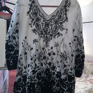Embroidery tunic